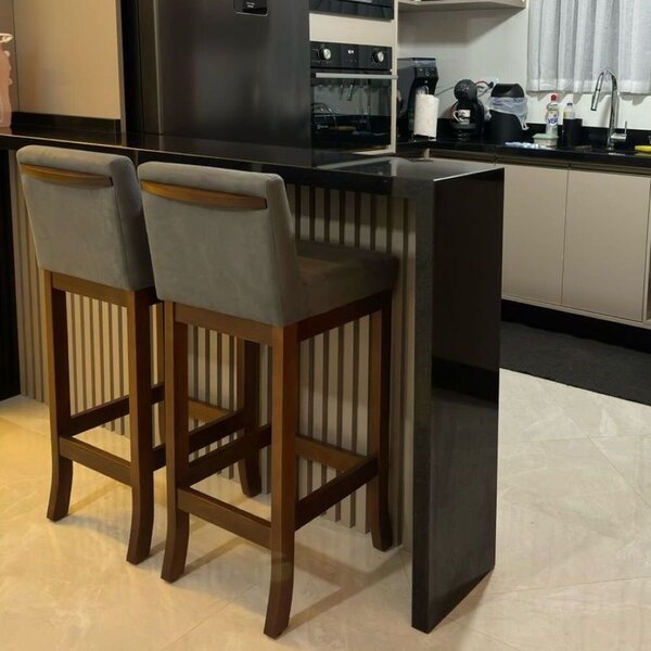 Conjunto 04 Banquetas Alta Em Madeira Maciça Nápoles Pinhão