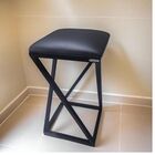 Conjunto 2 Banquinhos De Aço E Corino Banqueta Preto