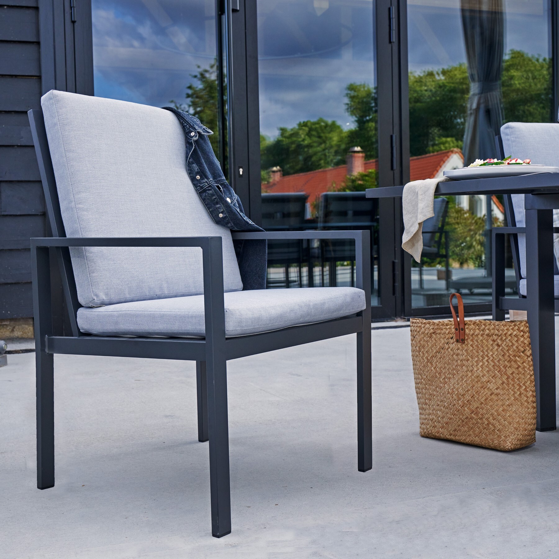 Conjunto para Jardim com 2 Cadeiras em Alumínio Cinza Athena Naterial