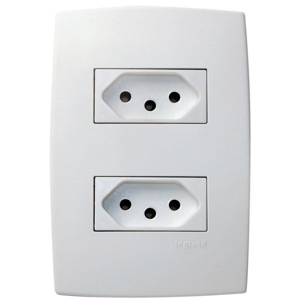 Conjunto 2 Tomadas 10a - Pial Plus - 615075