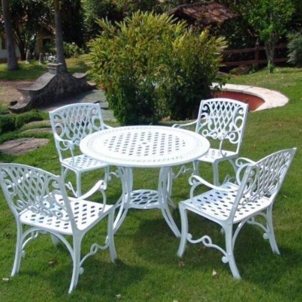 Conjunto Búzios (01 Mesa + 04 Poltronas) Alumínio Fundido Jar