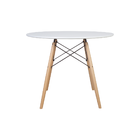 Conjunto Com Mesa Branca 90 Cm E 4 Cadeiras Com Braço Madeira