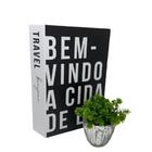 Conjunto Decor Livro E Vaso De Vidro Trabalhado Com Planta