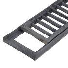 Conjunto Grelha e Porta Grelha Reto para Pedestres com Alta Vazão de Ferro 10x50cm Cinza ABrazilian