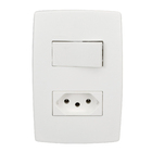 Conjunto de Interruptor Simples com Tomada Energia Branco Pial Plus Legrand