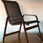 Conjunto Lótus Com Mesa 80cm Ripada + 4 Poltronas + Ombrelone