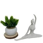 Conjunto Mulher Meditando De Cerâmica E Mini Vaso Branco