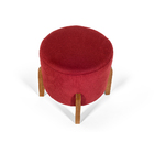 Conjunto Poltrona Estofada Cléo Com Puff Redondo Berlim Dordô