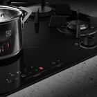 Cooktop a Gás e Indução 2 Bocas 220V Expert com PowerBoost e Chama Vertical Electrolux IE62H