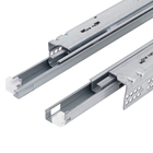 Corrediça Oculta De Extração Total Com Sistema Slowmotion Para Fechamento Suave De Gavetas.  Carga Até 35 Kg.