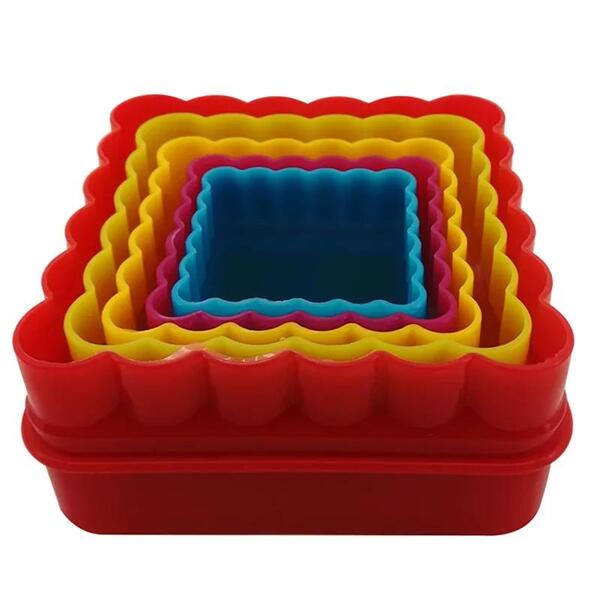 Cortador Biscoito Quadrado 5 Peças Carol Fiorentino