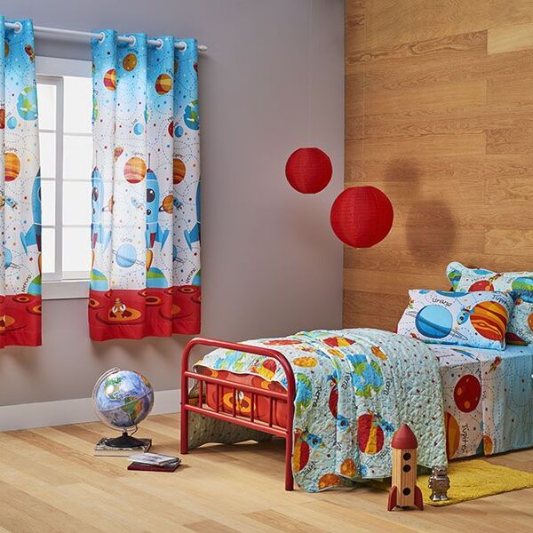 Cortina Infantil - C/ Corta Luz - Espacial - 2,80m x 1,80m -