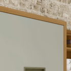 Cozinha Completa com Bancada Torre e Armário Aéreo 2,68m MDF Freijó e Off White Turquesa Nesher