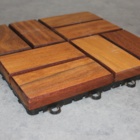 Deck De Madeira Modular Trama 30x30 Kit 180 Peças (15m²)