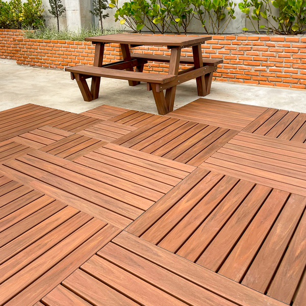 Deck de Madeira Plástica 86x86cm Marrom InBrasil