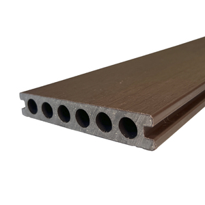 Foto de Deck Régua Em Wpc Cor Ipê 0 42m² (2 90m X 14cm)