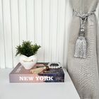 Decoração Sala Livro Fake + Vaso Coração + Colar Japamala