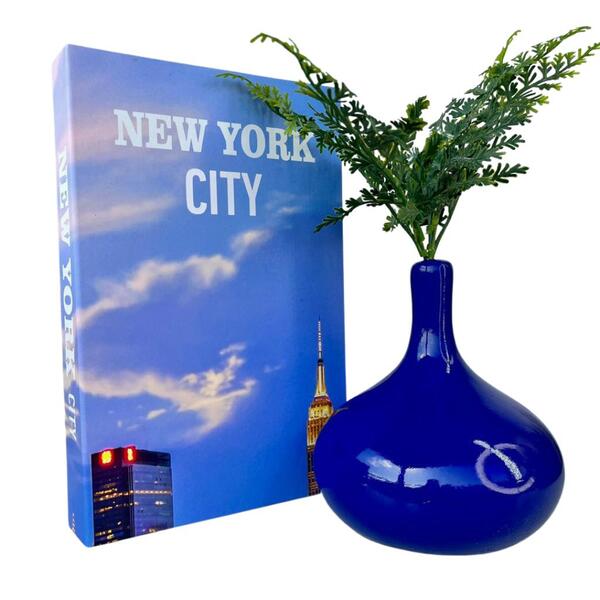 Decoração Sala Quarto Livro New York + Vaso Garrafa Azul Bic