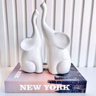Dupla Escultura Elefante Branco Mãe E Filho De Cerâmica