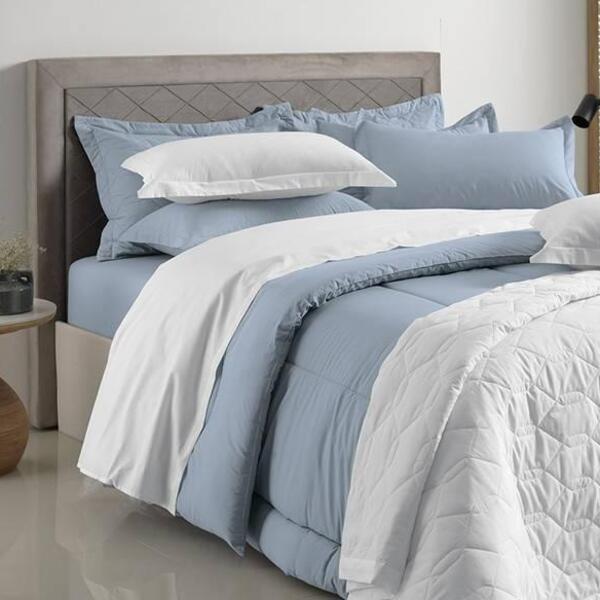 Cama posta: quarto com Edredom King Size Branco