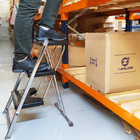 Escada 3 Degraus Dobrável Resistente Aço Anodilar - Preta