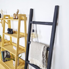 Escada Decorativa Salinas Em Madeira - Preto