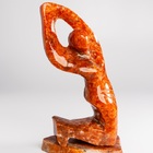 Escultura Abstrata Mulher Alongando Em Calcita Laranja