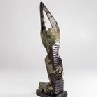 Escultura Abstrata Mulher Se Alongando Xisto Esmeralda