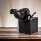 Escultura De Pantera Em Poliresina Preta