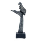 Escultura Decorativa de Resina Mandando Beijo 30x14cm Wolff
