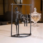 Escultura Decorativa Em Metal Preto Balanço 18x13 5 Cm - Indo