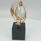 Escultura Decorativa Enfeite Casa Metal 23x15x15cm Dourado