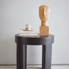 Escultura Decorativa "face" Em Poliresina Madeira 32x11 5 Cm