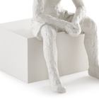Escultura Decorativa "pessoa Sentada" Poliresina Off White 17