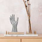 Escultura Mao Em Ceramica Prata Mart 12179