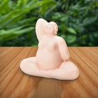 Escultura Yoga Em Cerâmica
