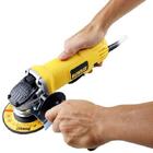 Esmerilhadeira Angular 4.1/2 Pol 900w Dewalt Dwe4120 220v
