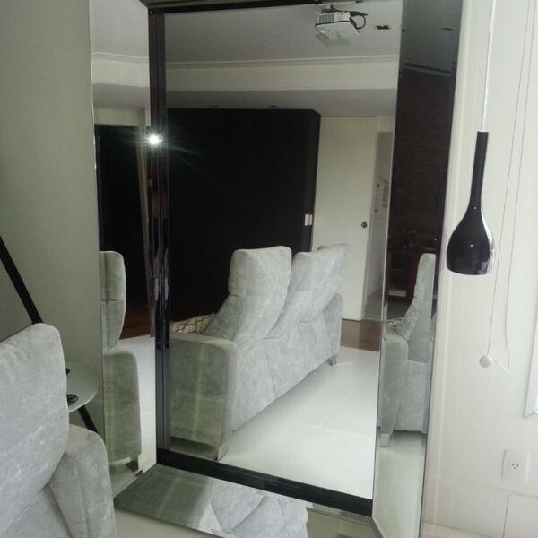 Espelho Decorativo De Chão Canted Bisote