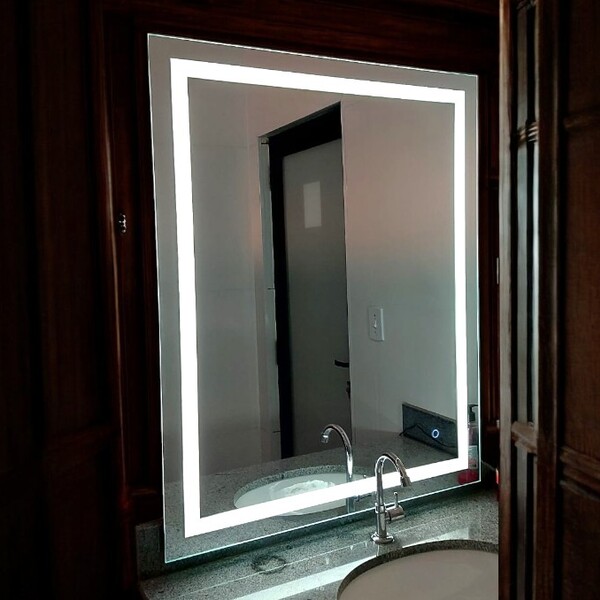 Espelho Led frio 50x100 vertical Inteligente Botão Touch Blue