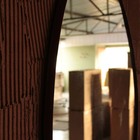 Espelho Orgânico Decorativo Moldura Em Couro - 80x65 Cm