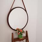 Espelho Redondo Adnet Cobre Com Alça De Couro Marrom