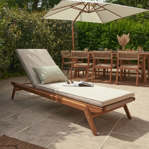 Espreguiçadeira Madeira 4 Posições Oasis Marrom e Bege 1,98mx34x68cm Naterial