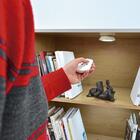 Estante Para Livros Ditália 2 Portas Vidro Com Kit Luz E-957