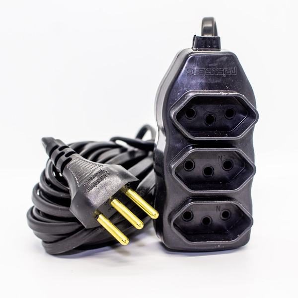 Extensão Multiuso 10 Metros Bivolt 3 Tomadas