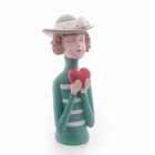 Figura Decorativa Resina Boneca C/ Coração 61495 Rojemac