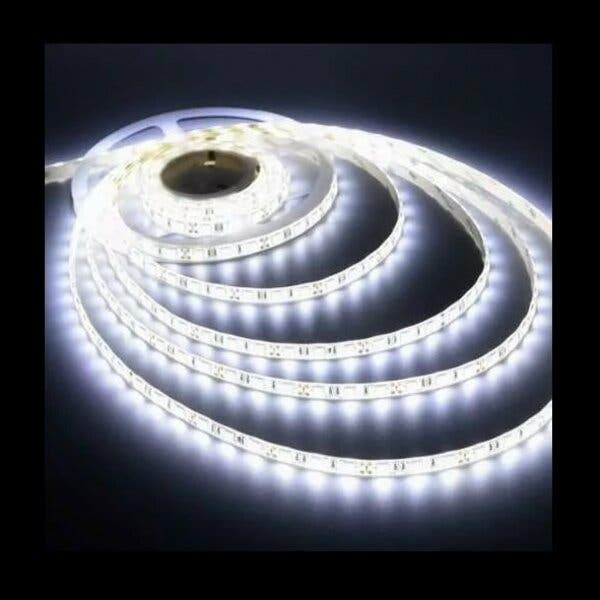 Fita Led 2835 Branco Frio 6500k 9.6w/m 12v 5 Metros | Leroy Merlin