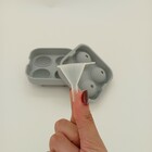 Forma De Gelo Bola Com Funil Silicone 5x12x12cm Cinza
