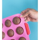 Forma Para 12 Cupcakes De Silicone Oikos Rosa
