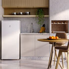 Freezer Vertical Electrolux Cycle Defrost 162l Inverter Uma P