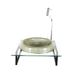 Gabinete Com Cuba De Vidro Chapeu 10mm Champanhe Com Tampo 40